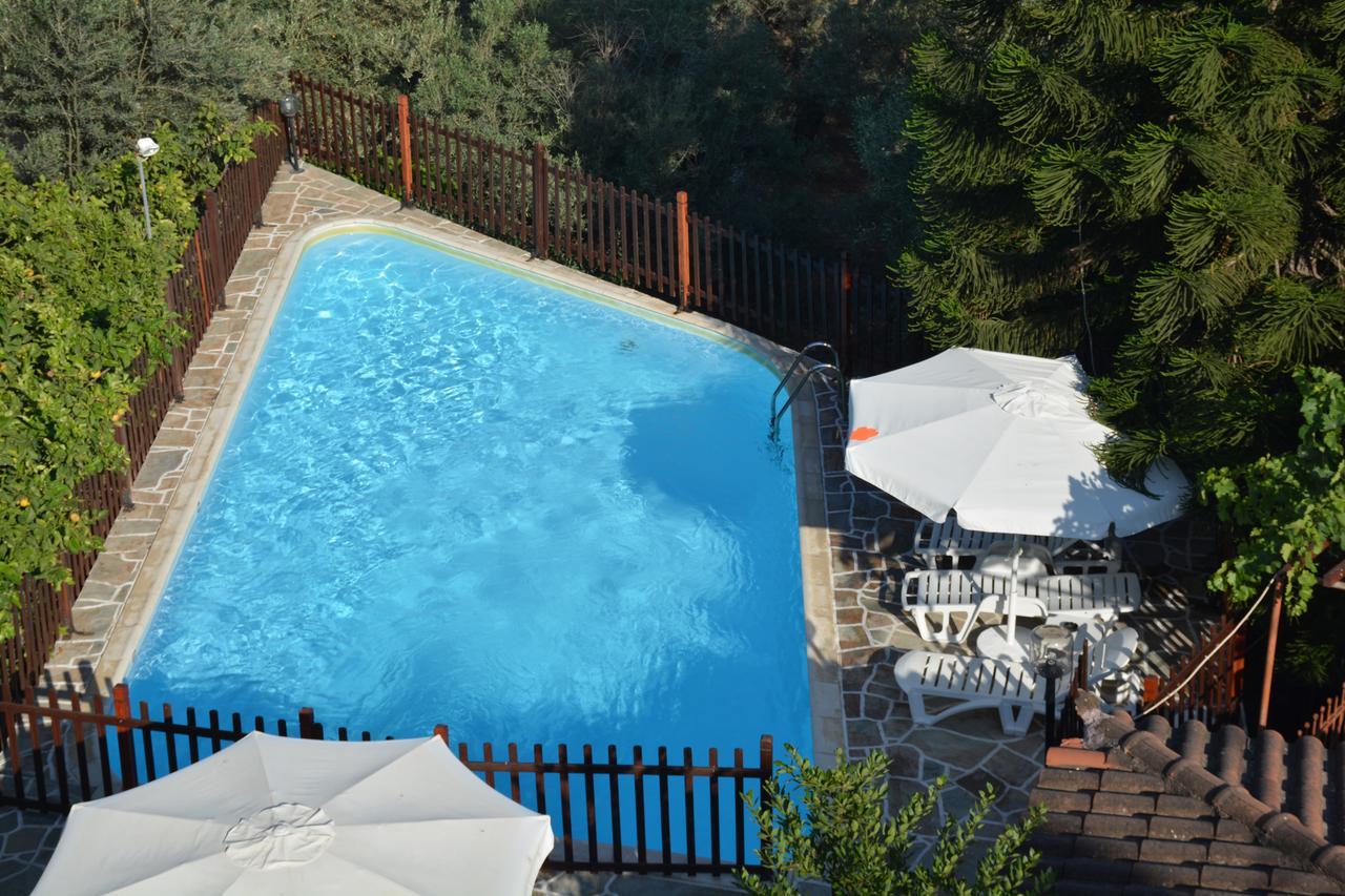 Voula Apartments Agia Marina (Aegina) Exterior foto