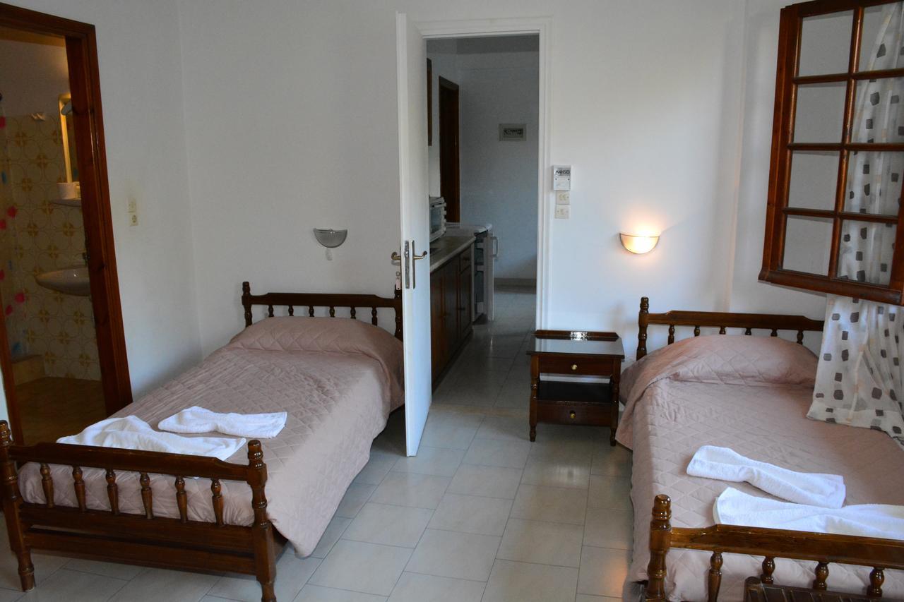 Voula Apartments Agia Marina (Aegina) Exterior foto